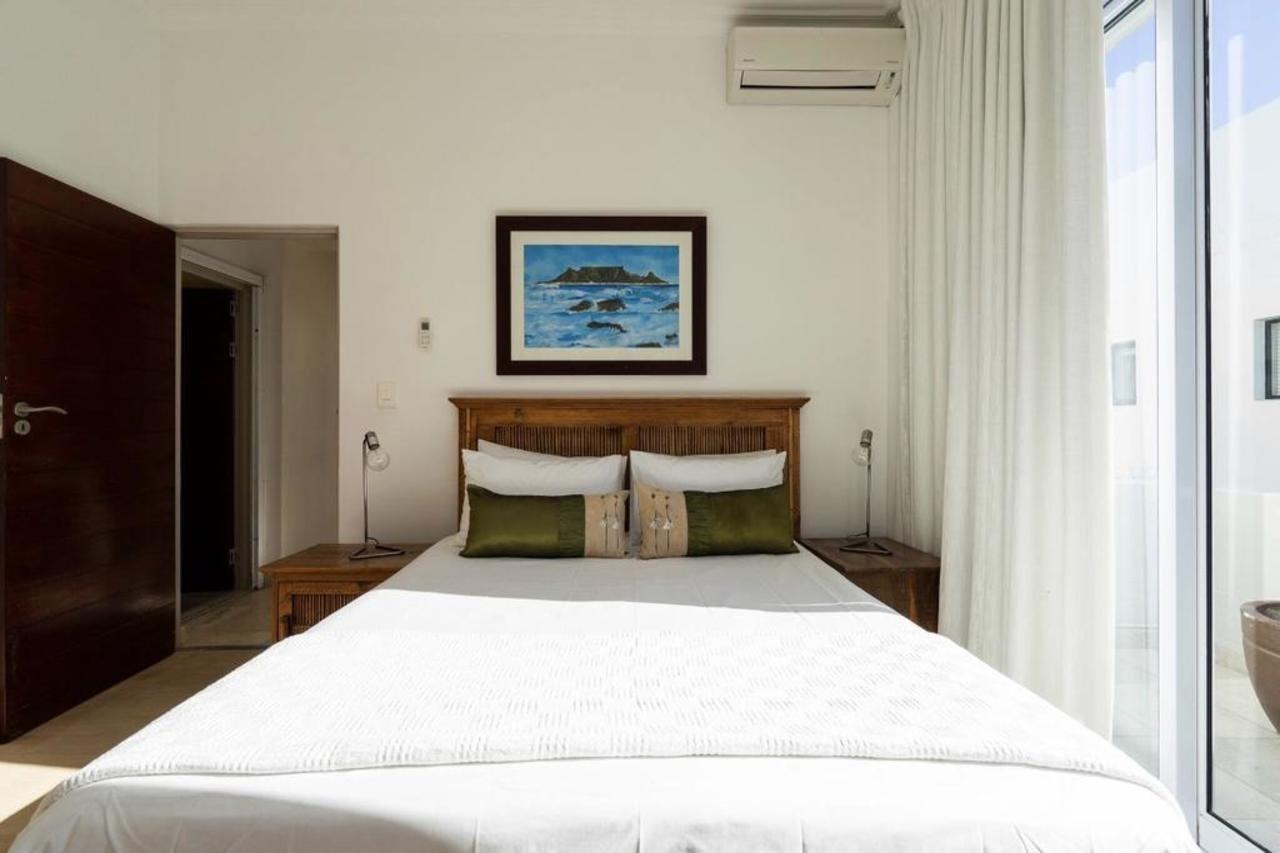 Bantry Beach Luxury Suites Cape Town Exterior photo