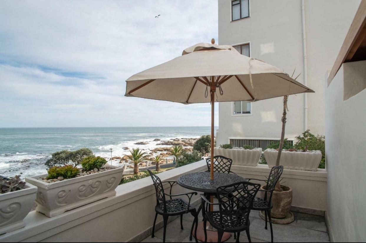 Bantry Beach Luxury Suites Cape Town Exterior photo