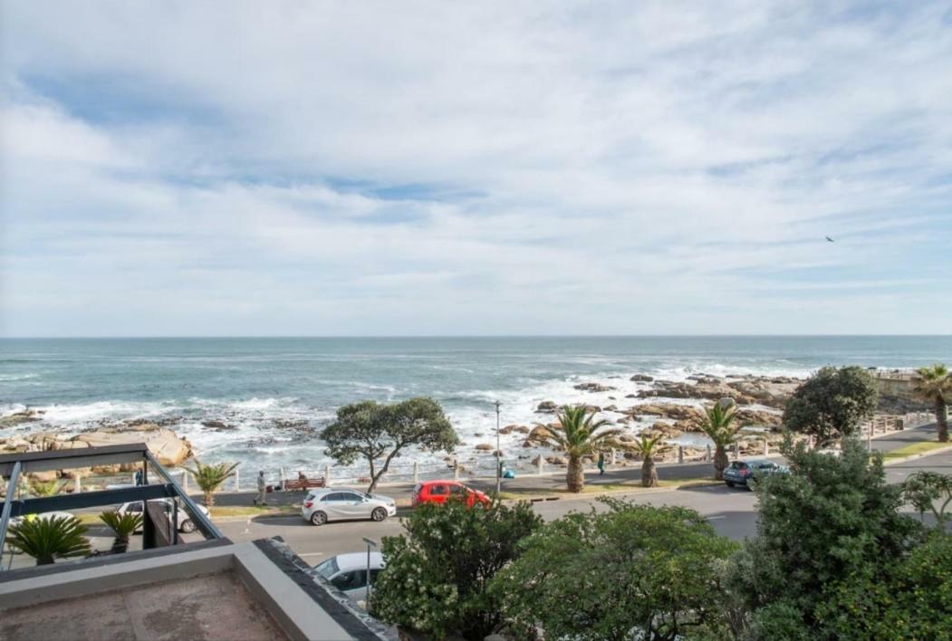 Bantry Beach Luxury Suites Cape Town Exterior photo