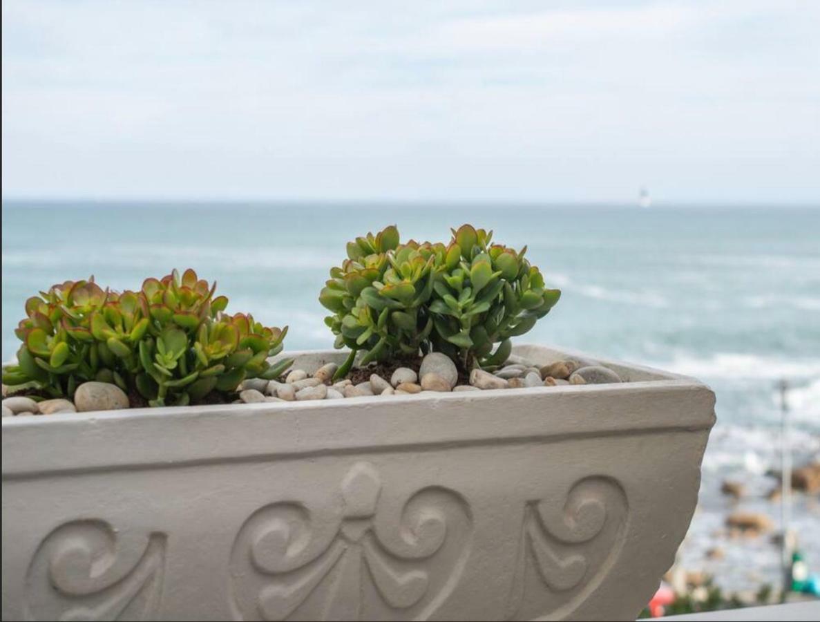 Bantry Beach Luxury Suites Cape Town Exterior photo