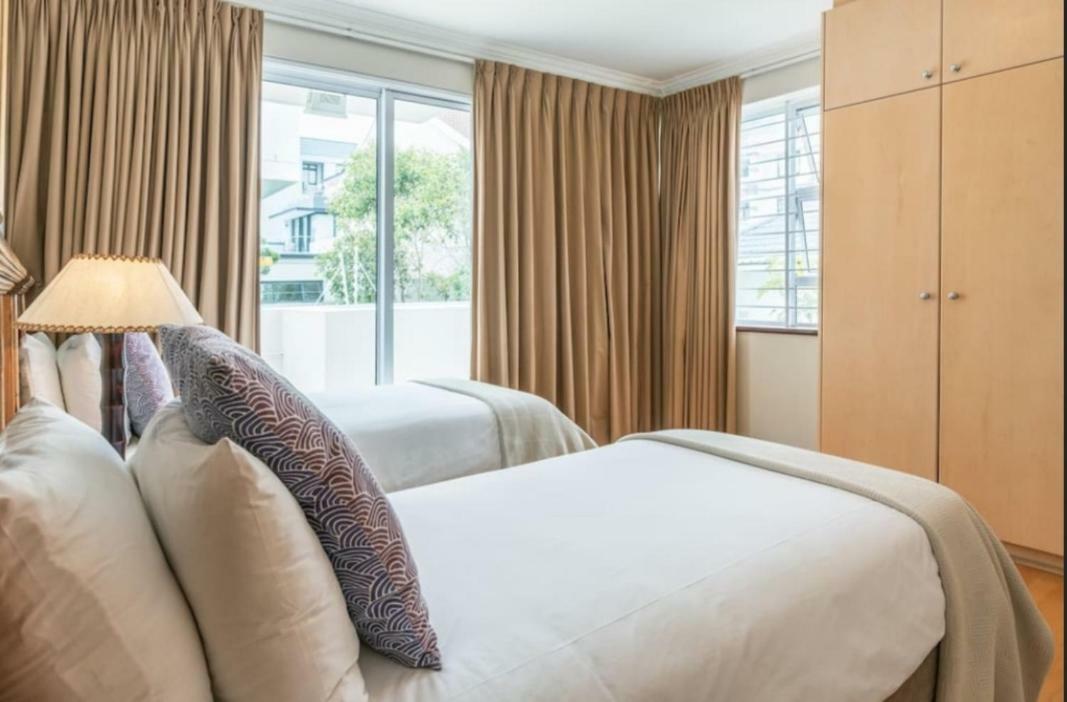 Bantry Beach Luxury Suites Cape Town Exterior photo
