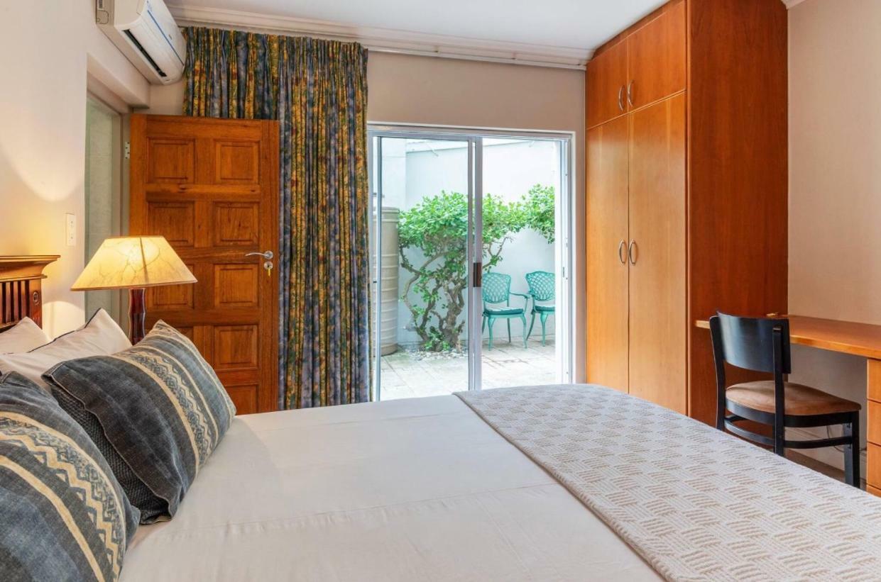 Bantry Beach Luxury Suites Cape Town Exterior photo