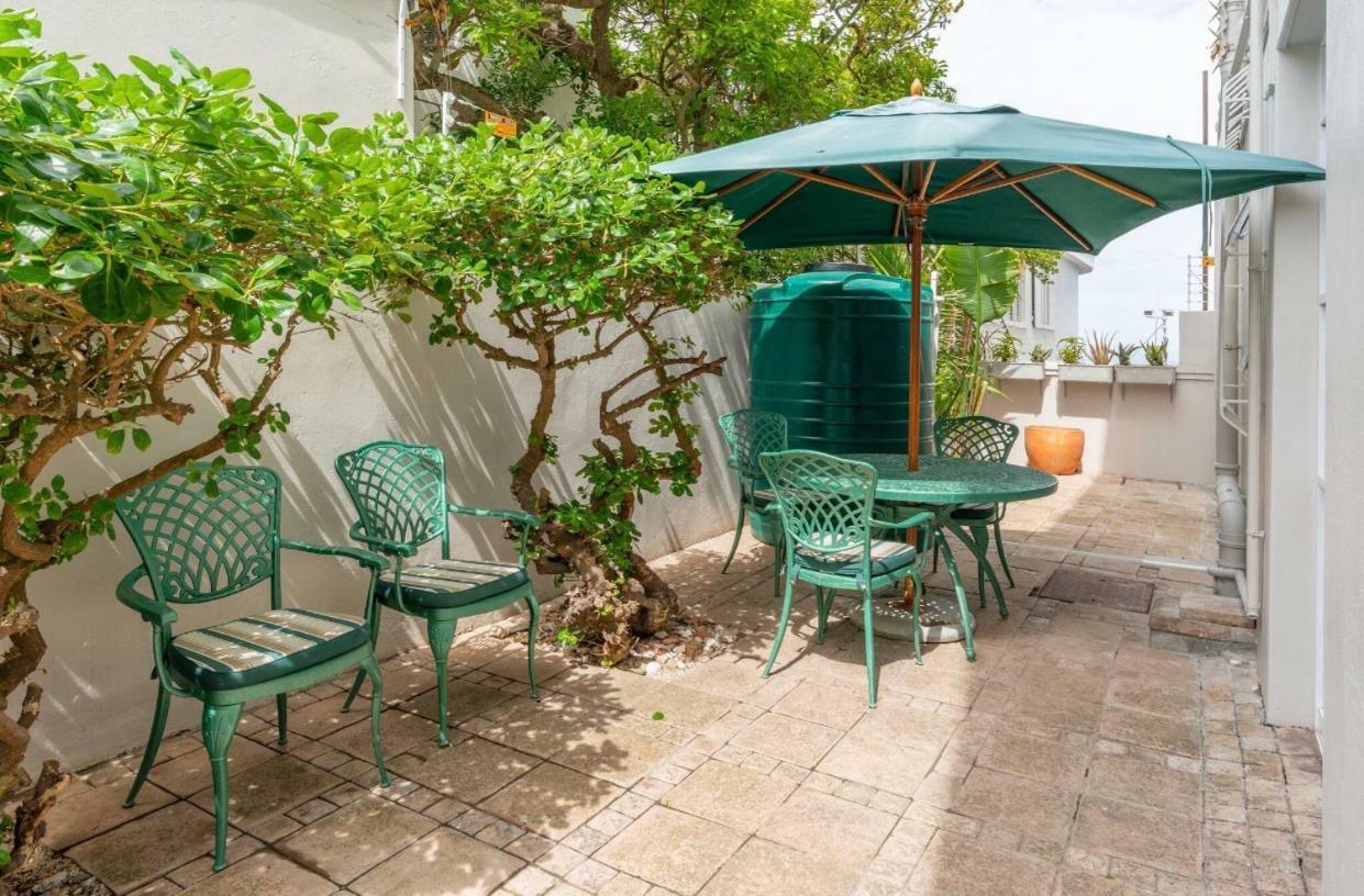 Bantry Beach Luxury Suites Cape Town Exterior photo