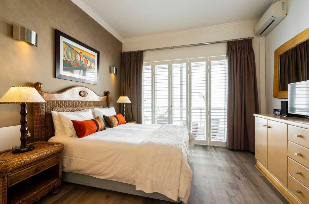 Bantry Beach Luxury Suites Cape Town Exterior photo