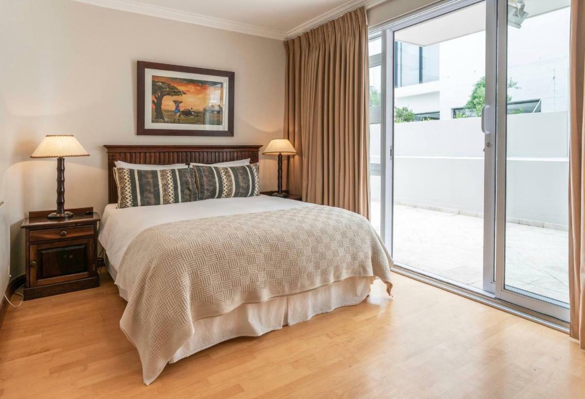 Bantry Beach Luxury Suites Cape Town Exterior photo